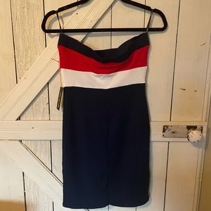 Strapless bodycom dress